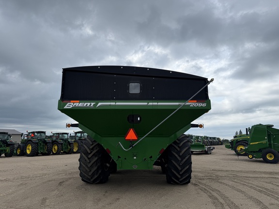 2018 Brent 2096 Grain Cart
