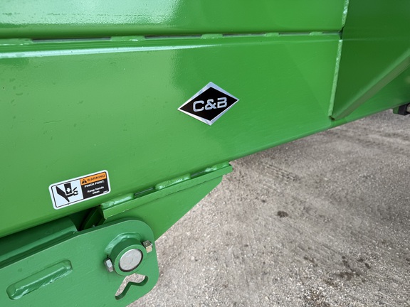 2018 Brent 2096 Grain Cart