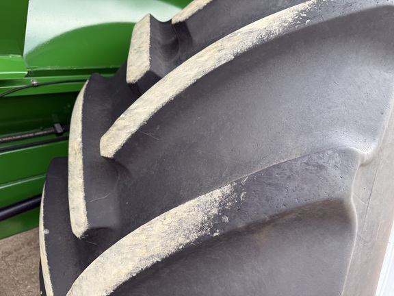 2018 Brent 2096 Grain Cart