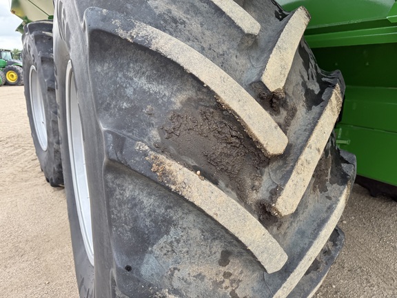 2018 Brent 2096 Grain Cart