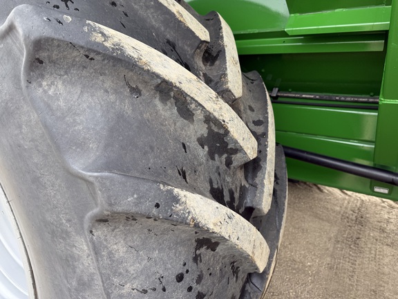 2018 Brent 2096 Grain Cart