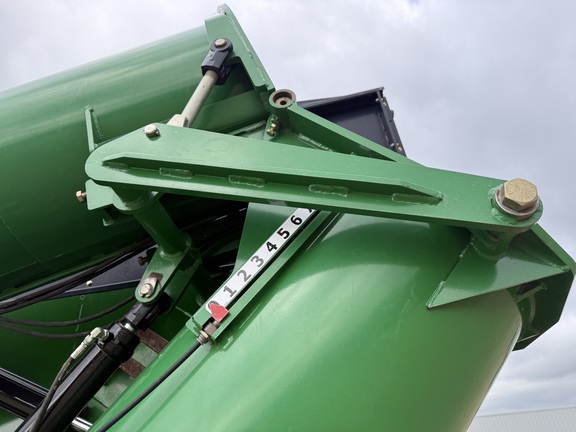 2018 Brent 2096 Grain Cart