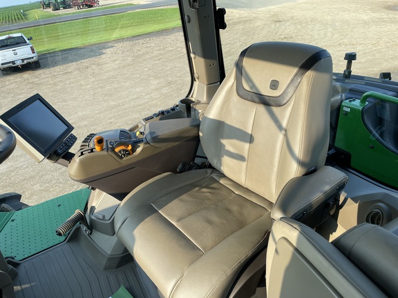 2023 John Deere 9R 540 Tractor 4WD