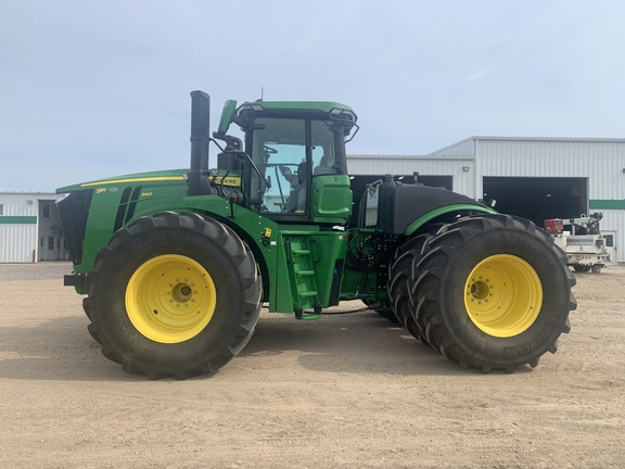 2023 John Deere 9R 540 Tractor 4WD