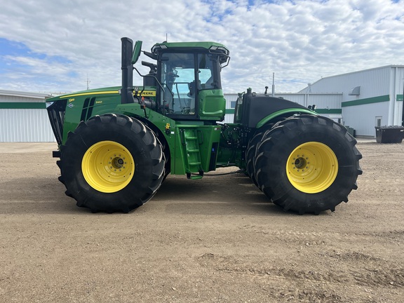 2023 John Deere 9R 540 Tractor 4WD