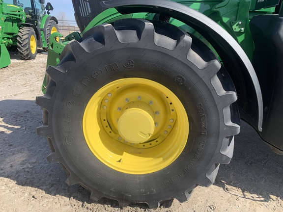 2021 John Deere 6195R Tractor