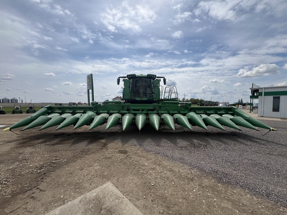 2022 John Deere C16F Header Corn Head