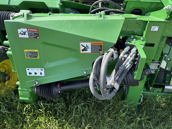 2022 John Deere HD50F Header Combine