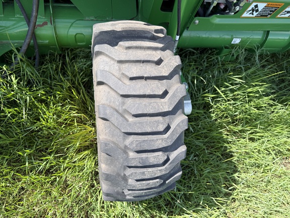 2022 John Deere HD50F Header Combine