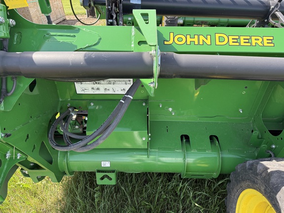 2022 John Deere HD50F Header Combine