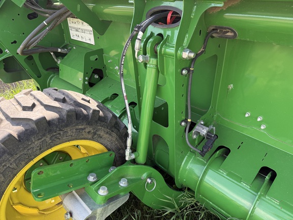 2022 John Deere HD50F Header Combine
