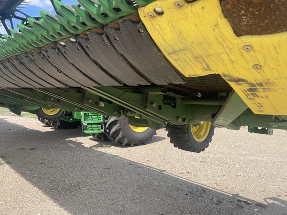 2022 John Deere HD50F Header Combine