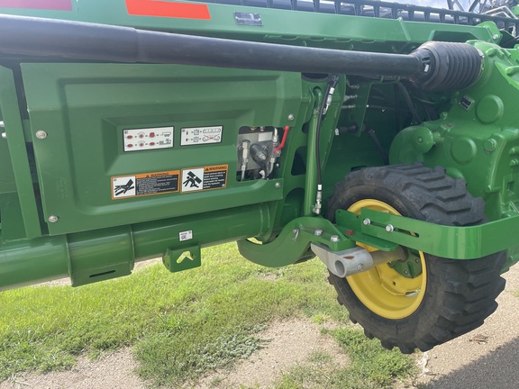 2022 John Deere HD50F Header Combine