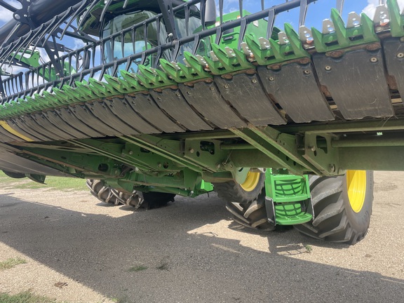 2022 John Deere HD50F Header Combine