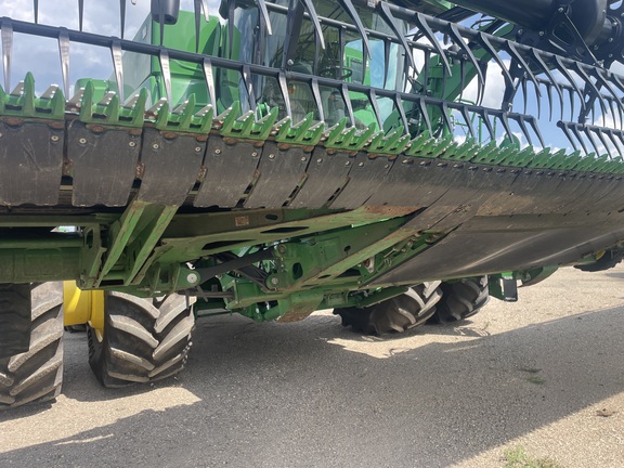 2022 John Deere HD50F Header Combine