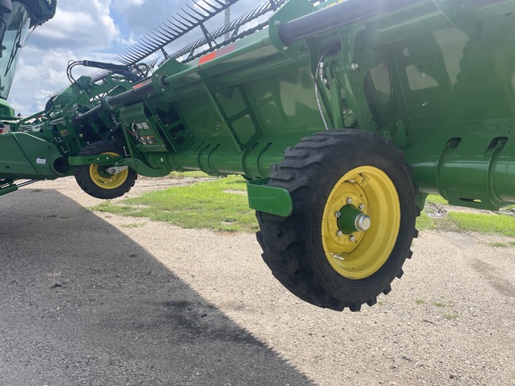 2022 John Deere HD50F Header Combine
