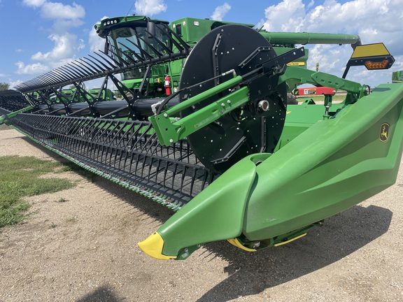 2022 John Deere HD50F Header Combine