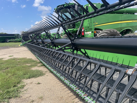 2022 John Deere HD50F Header Combine