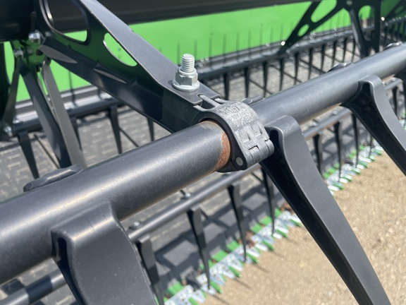 2022 John Deere HD50F Header Combine