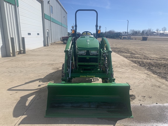 2023 John Deere 3046R Tractor Compact