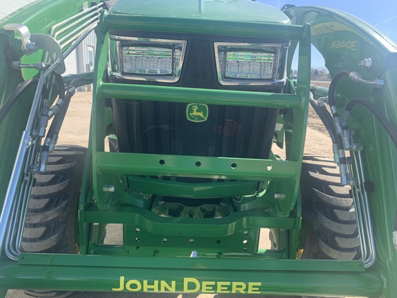 2023 John Deere 3046R Tractor Compact