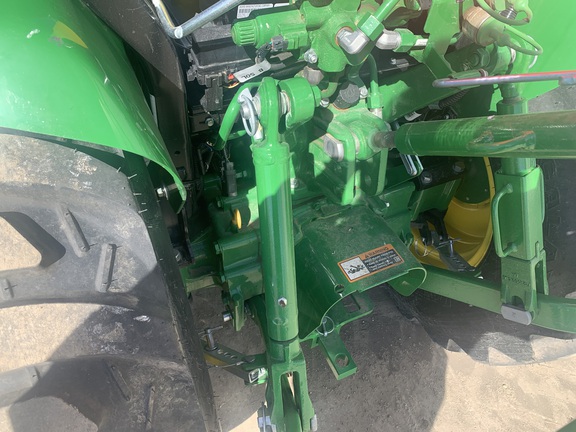 2023 John Deere 3046R Tractor Compact