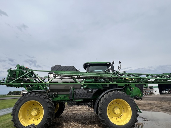 2015 John Deere R4045 Sprayer/High Clearance