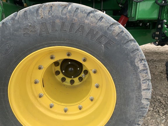 2022 John Deere DB60 Planter