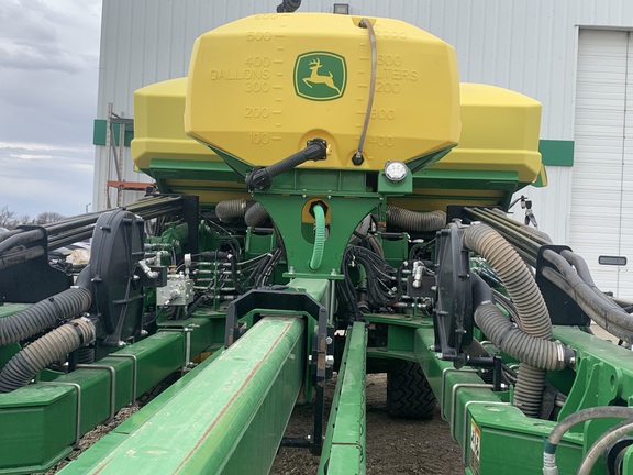 2022 John Deere DB60 Planter