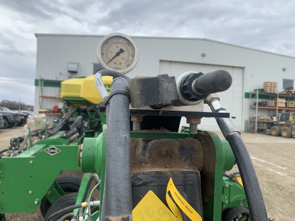 2022 John Deere DB60 Planter