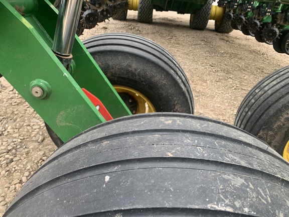 2022 John Deere DB60 Planter