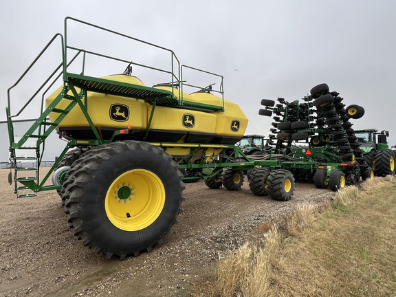 2023 John Deere N560 Air Seeder