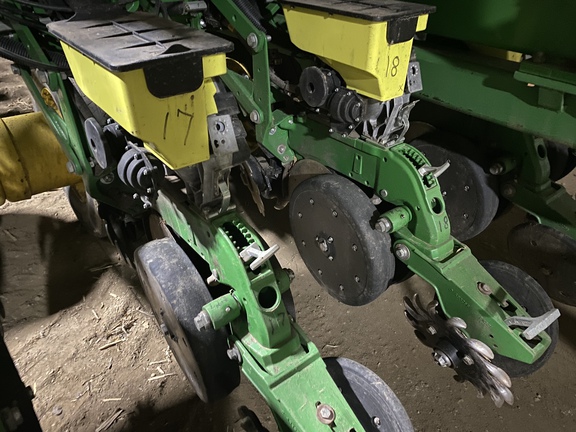 2017 John Deere DB60 Planter