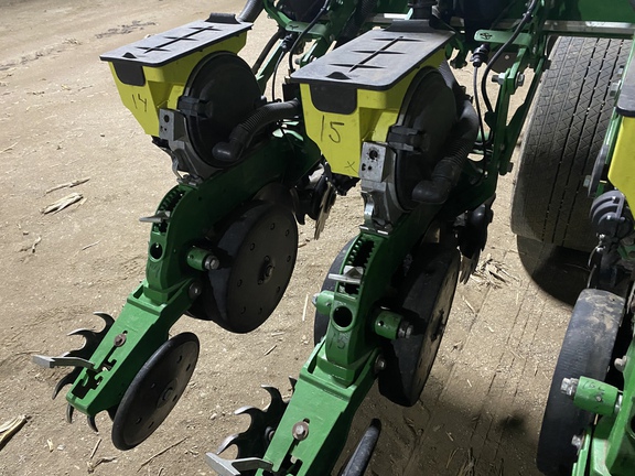 2017 John Deere DB60 Planter