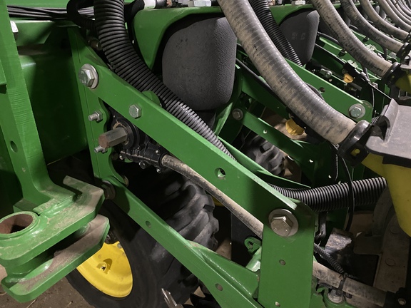 2017 John Deere DB60 Planter