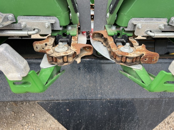 2023 John Deere C12R Header Corn Head