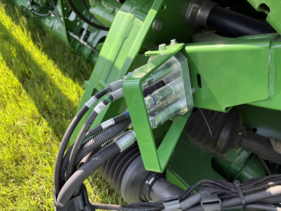 2023 John Deere RD45F Header Combine