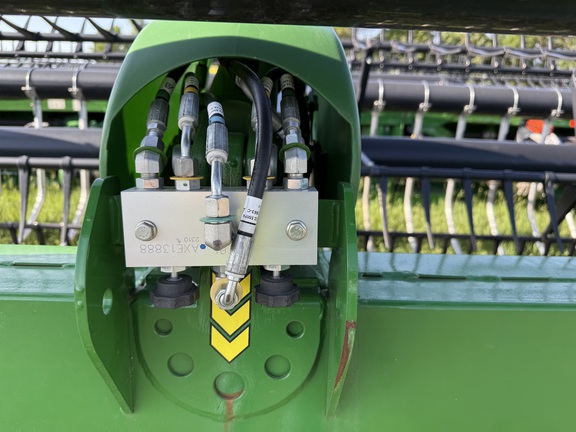 2023 John Deere RD45F Header Combine