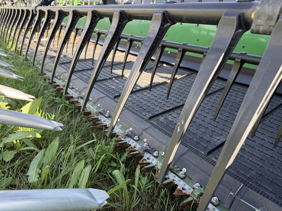 2023 John Deere HD45R Header Combine