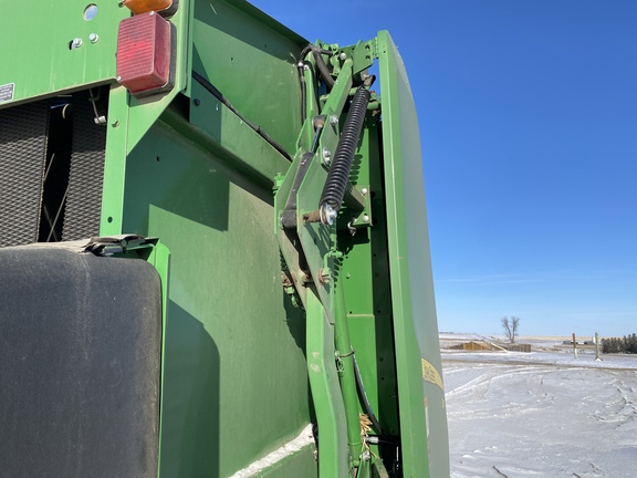 2022 John Deere 560R Baler/Round