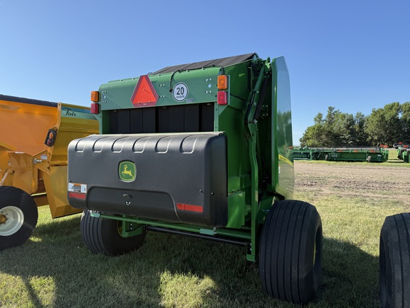2022 John Deere 560R Baler/Round