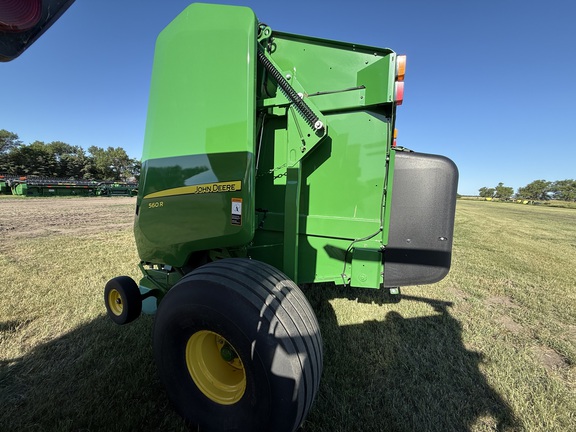 2022 John Deere 560R Baler/Round