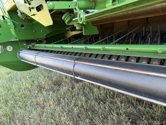 2022 John Deere 560R Baler/Round