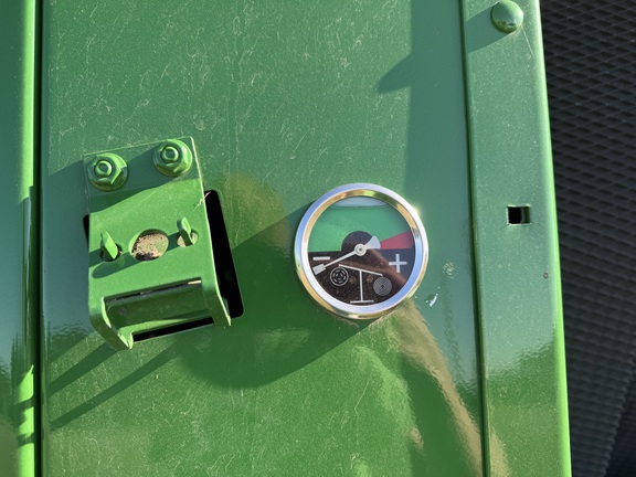 2022 John Deere 560R Baler/Round