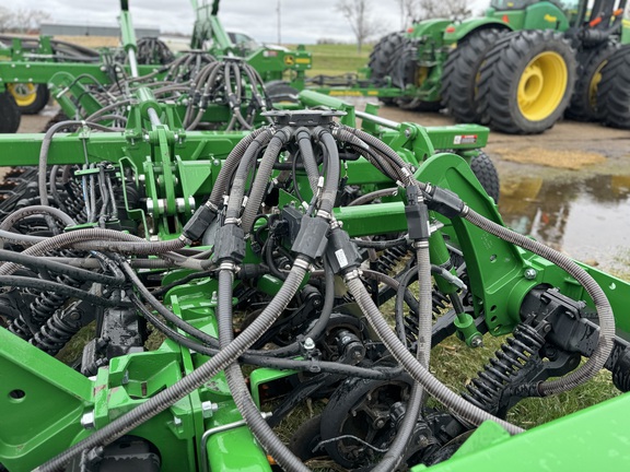 2019 John Deere 1890 Air Seeder