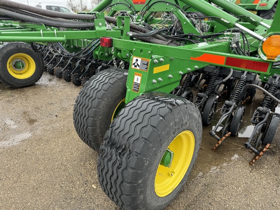 2019 John Deere 1890 Air Seeder