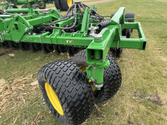 2019 John Deere 1890 Air Seeder