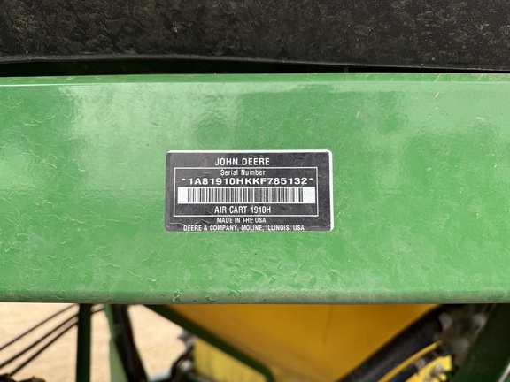 2019 John Deere 1890 Air Seeder