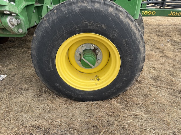2019 John Deere 1890 Air Seeder