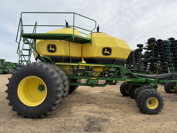 2019 John Deere 1890 Air Seeder